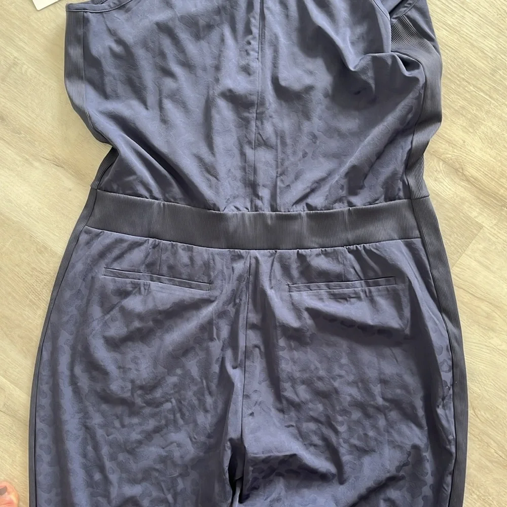 Athleta NWT Brooklyn‎ Textured Jumpsuit Romper Animal Print Athletic Women’s 16 - Picture 6 of 16